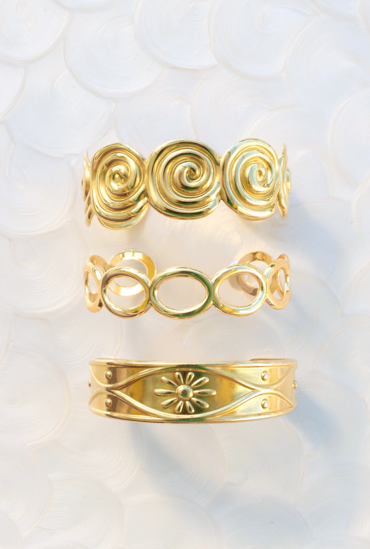 Soleil Spiral Cuff