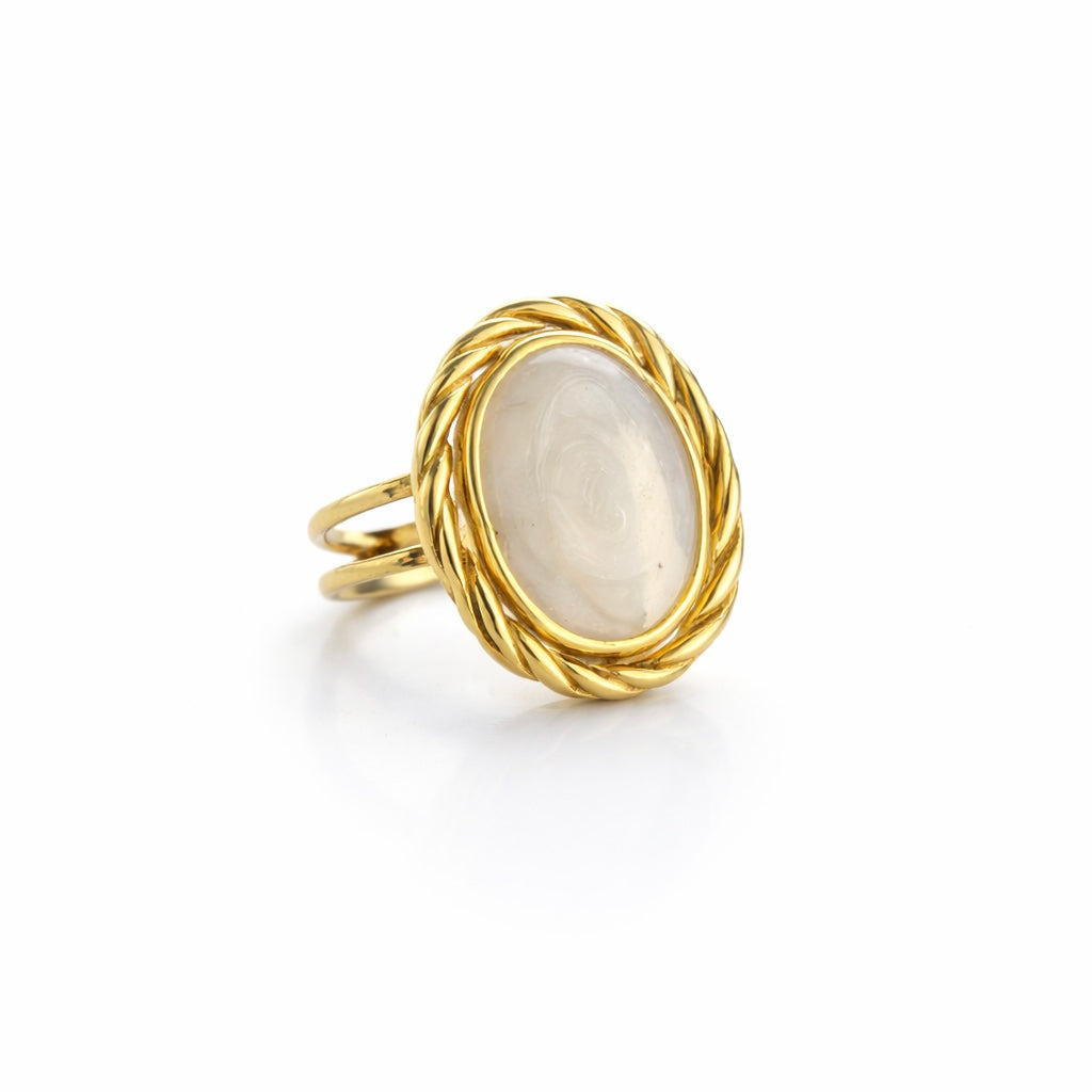 Issy Ring