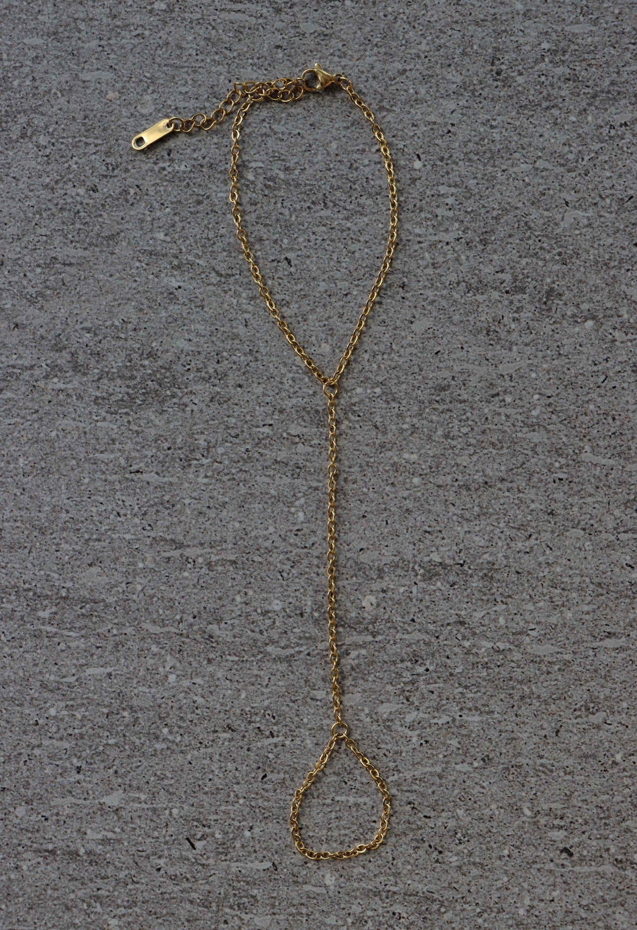 Mia Handchain