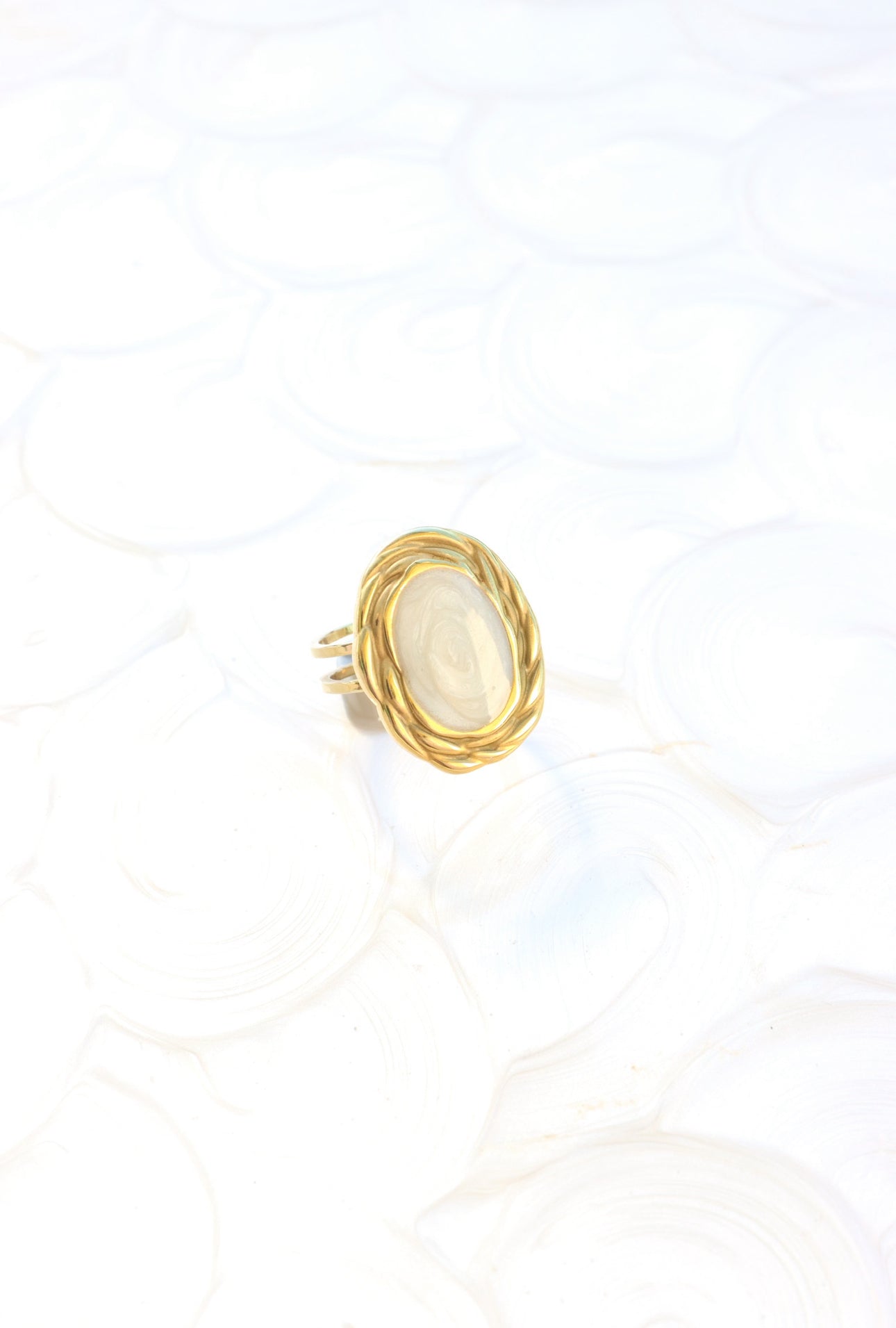 Issy Ring
